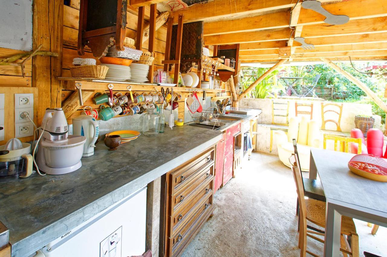 Le Deck'Halage Bed & Breakfast Malestroit Exterior photo